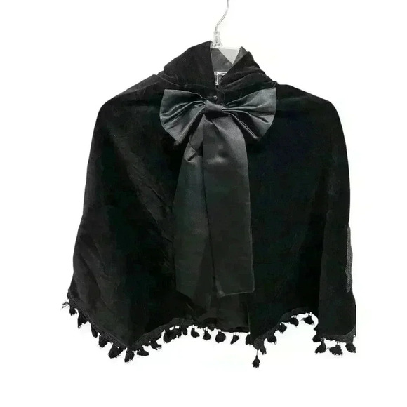 Elebini Girls Size 10 Hooded Velvet Poncho with Tassels & Black Bow Tie Closure - Picture 4 of 8